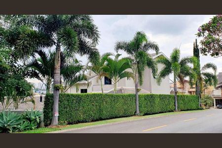 Casa à venda com 314m², 4 quartos e 5 vagas