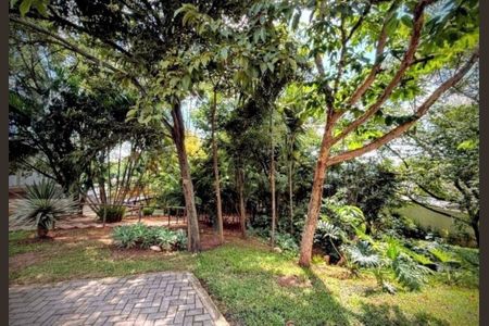 Casa à venda com 314m², 4 quartos e 5 vagas