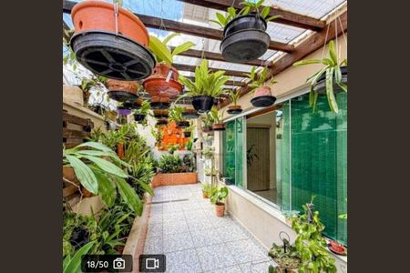 Casa à venda com 314m², 4 quartos e 5 vagas