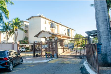 Fachada e portaria de apartamento à venda com 3 quartos, 69m² em Parque Acalanto, Goiânia
