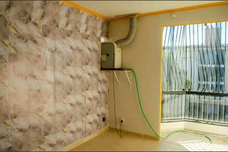 Sala de apartamento à venda com 3 quartos, 69m² em Parque Acalanto, Goiânia