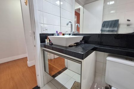 Apartamento à venda com 92m², 3 quartos e 2 vagas Apartamento à venda com 92m², 3 quartos e 2 vagasBanheiro