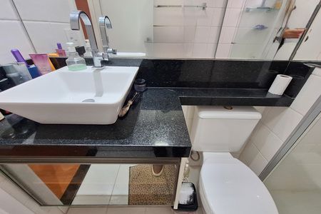 Apartamento à venda com 92m², 3 quartos e 2 vagas Apartamento à venda com 92m², 3 quartos e 2 vagasBanheiro