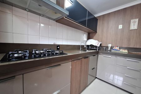 Apartamento à venda com 92m², 3 quartos e 2 vagas Apartamento à venda com 92m², 3 quartos e 2 vagasCozinha