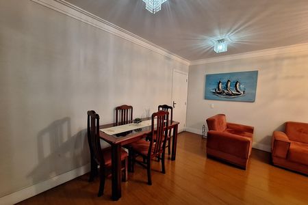 Apartamento à venda com 92m², 3 quartos e 2 vagas Apartamento à venda com 92m², 3 quartos e 2 vagasSala de Jantar