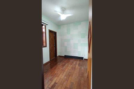 Casa à venda com 3 quartos, 292m² em Roncáglia, Campinas