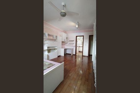 Casa à venda com 3 quartos, 292m² em Roncáglia, Campinas
