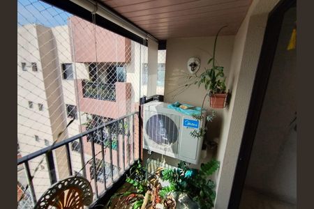 Apartamento à venda com 90m², 3 quartos e 2 vagas