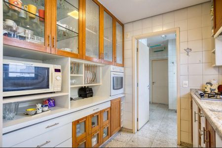 Apartamento à venda com 4 quartos, 200m² em Pompeia, São Paulo
