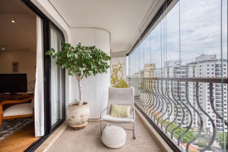 Apartamento à venda com 4 quartos, 200m² em Pompeia, São Paulo