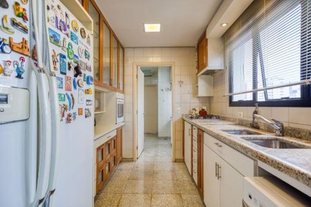 Apartamento à venda com 4 quartos, 200m² em Pompeia, São Paulo