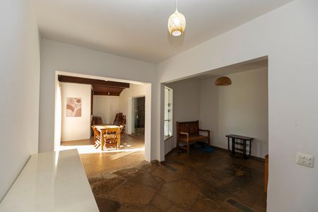 Casa para alugar com 630m², 3 quartos e 4 vagas Casa para alugar com 630m², 3 quartos e 4 vagasÁREA LIVRE