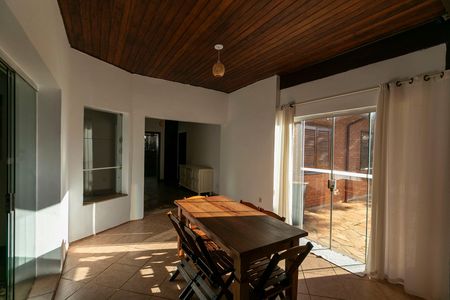 Casa para alugar com 630m², 3 quartos e 4 vagas Casa para alugar com 630m², 3 quartos e 4 vagasSALA DE JANTAR 2