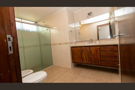 Casa para alugar com 630m², 3 quartos e 4 vagas Casa para alugar com 630m², 3 quartos e 4 vagasBANHEIRO SOCIAL
