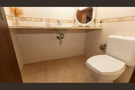 Casa para alugar com 630m², 3 quartos e 4 vagas Casa para alugar com 630m², 3 quartos e 4 vagasLAVABO
