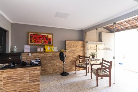 Hall de entrada de apartamento para alugar com 2 quartos, 45m² em Campo Grande, Rio de Janeiro