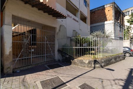 Fachada de apartamento para alugar com 2 quartos, 45m² em Campo Grande, Rio de Janeiro
