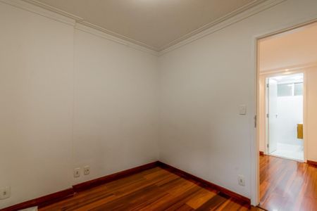 Apartamento à venda com 84m², 2 quartos e 1 vaga