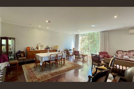 Casa à venda com 3 quartos, 211m² em Sumaré, São Paulo