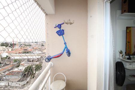 Sala - Varanda de apartamento para alugar com 2 quartos, 48m² em Jardim das Oliveiras, São Paulo
