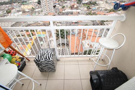 Sala - Varanda de apartamento para alugar com 2 quartos, 48m² em Jardim das Oliveiras, São Paulo