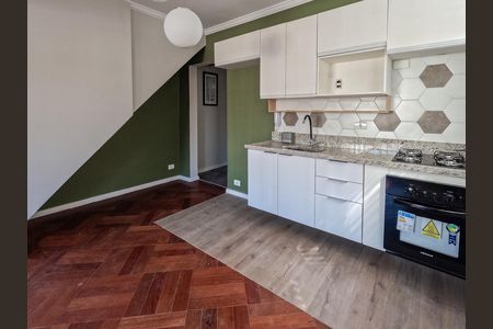 Casa para alugar com 34m², 1 quarto e sem vaga