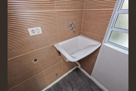 Casa para alugar com 1 quarto, 30m² em Jardim Sao Ricardo, São Paulo