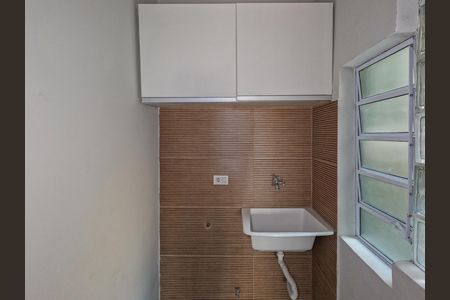 Casa para alugar com 1 quarto, 30m² em Jardim Sao Ricardo, São Paulo