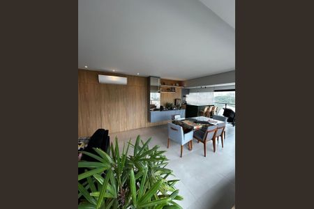 Apartamento à venda com 3 quartos, 136m² em Água Branca, São Paulo
