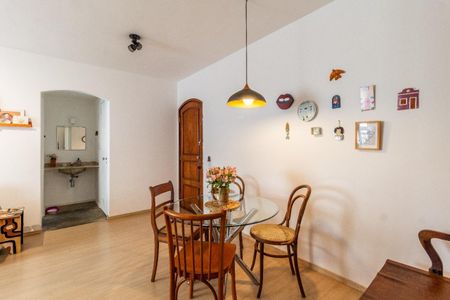 Apartamento à venda com 62m², 2 quartos e 1 vaga