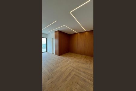 Apartamento à venda com 5 quartos, 838m² em Parque Colonial, São Paulo