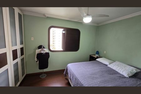 Apartamento à venda com 153m², 4 quartos e 3 vagas
