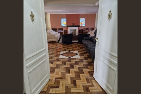 Apartamento à venda com 252m², 4 quartos e 3 vagas