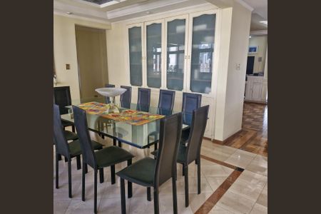 Apartamento à venda com 252m², 4 quartos e 3 vagas