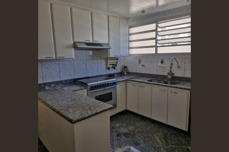 Apartamento à venda com 252m², 4 quartos e 3 vagas