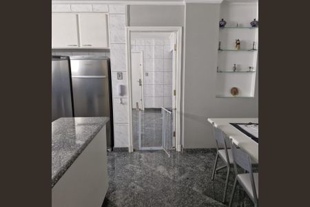 Apartamento à venda com 252m², 4 quartos e 3 vagas