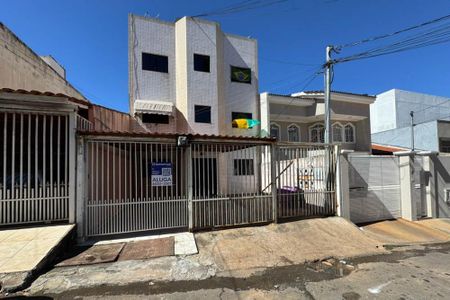 Apartamento à venda com 60m², 2 quartos e 1 vaga Apartamento à venda com 60m², 2 quartos e 1 vagaFachada