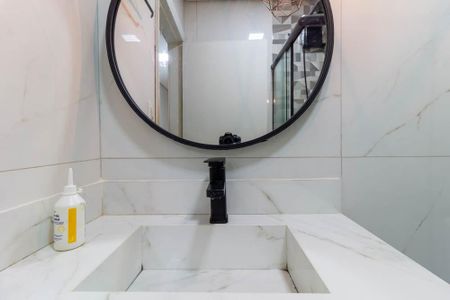 Apartamento à venda com 60m², 2 quartos e 1 vaga Apartamento à venda com 60m², 2 quartos e 1 vagaBanheiro