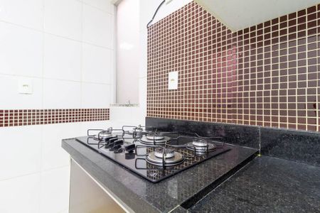 Apartamento à venda com 60m², 2 quartos e 1 vaga Apartamento à venda com 60m², 2 quartos e 1 vagaCozinha e Área de Serviço