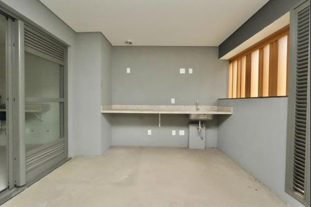 Apartamento à venda com 274m², 4 quartos e 4 vagas