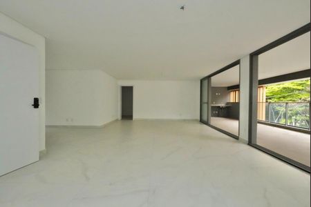 Apartamento à venda com 274m², 4 quartos e 4 vagas