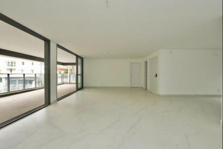 Apartamento à venda com 274m², 4 quartos e 4 vagas