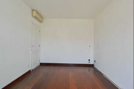 Apartamento à venda com 193m², 4 quartos e 3 vagas
