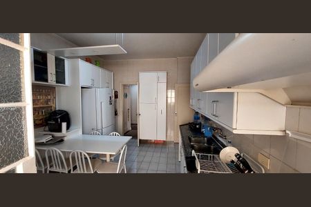 Apartamento à venda com 182m², 3 quartos e 2 vagas