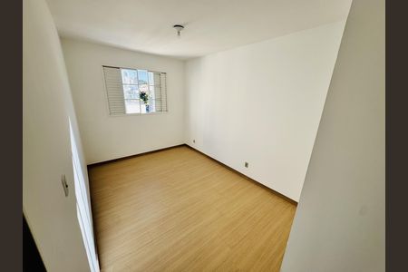 Quarto de apartamento à venda com 2 quartos, 75m² em Chácara da Barra, Campinas