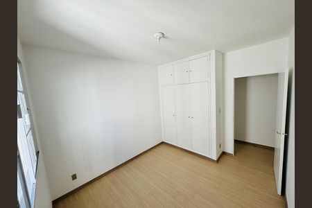 Apartamento à venda com 75m², 2 quartos e 1 vaga Apartamento à venda com 75m², 2 quartos e 1 vagaQuarto