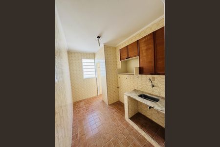 Cozinha de apartamento à venda com 2 quartos, 75m² em Chácara da Barra, Campinas