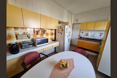 Apartamento à venda com 143m², 3 quartos e 1 vaga