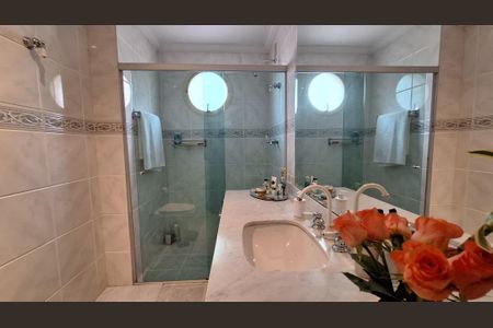 Apartamento à venda com 171m², 3 quartos e 3 vagas