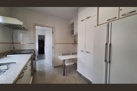 Apartamento à venda com 171m², 3 quartos e 3 vagas